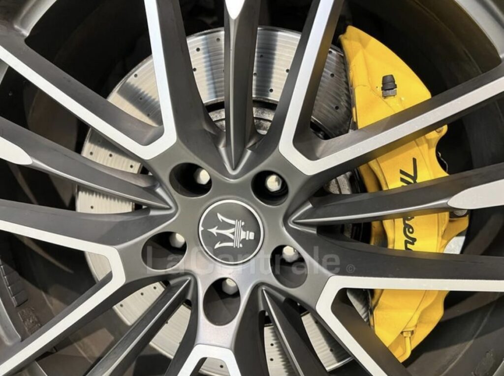 A vendre Trofeo levante