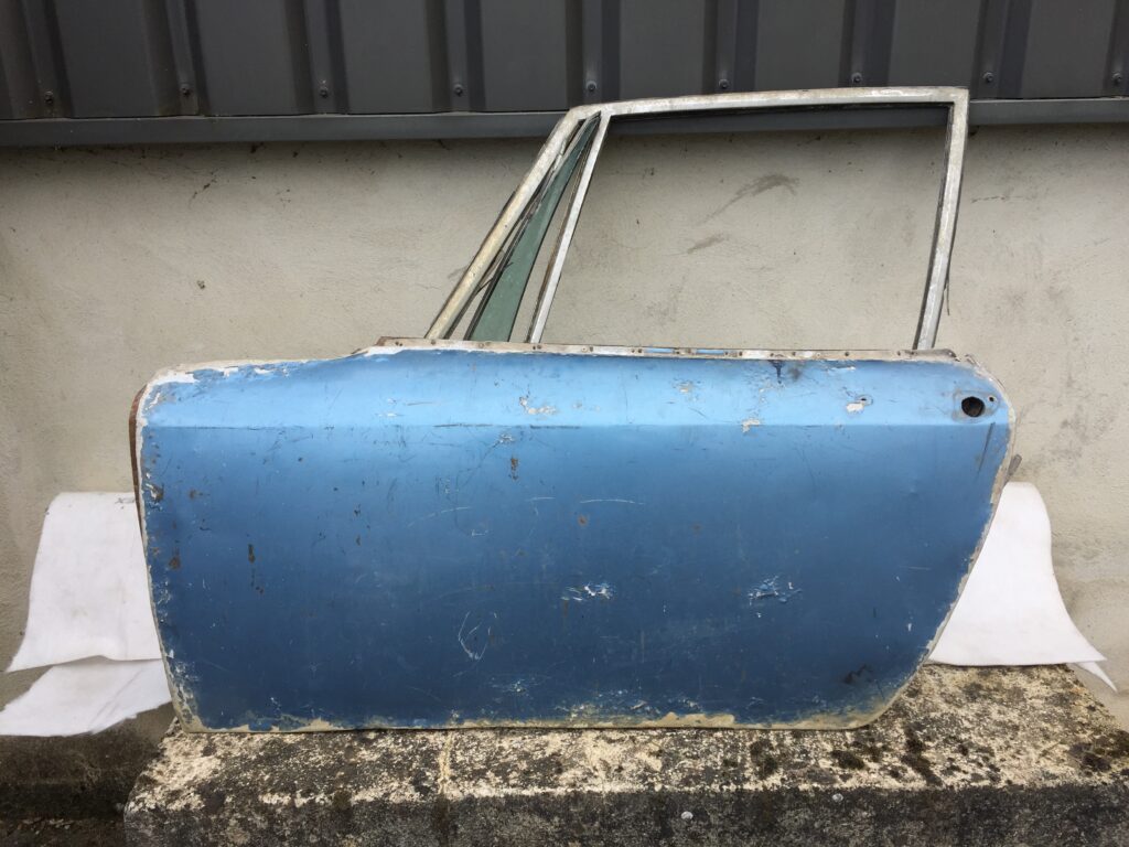 2 PORTES CONDUCTEUR MISTRAL AVEC CADRES VITRAGES