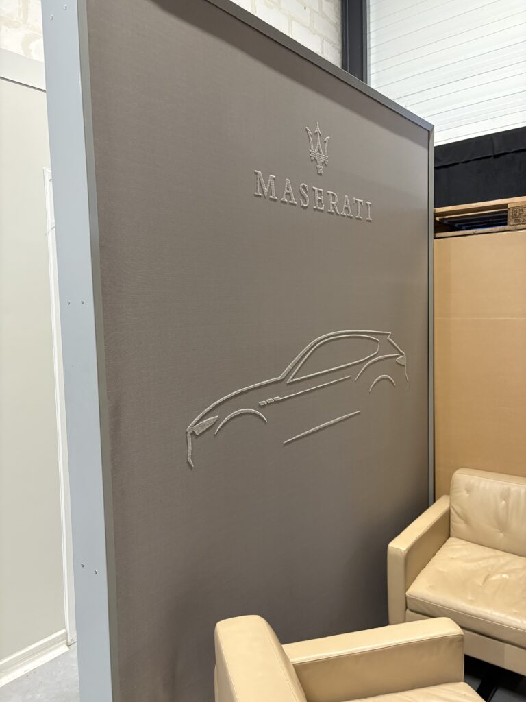 Cloison de séparation Maserati